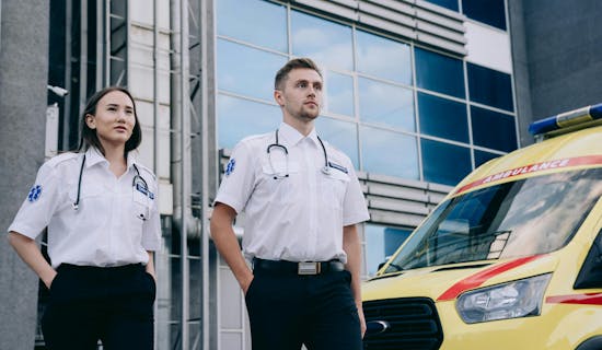 救护车上有没有给患者盖的被子